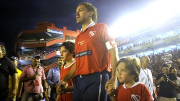 las mejores fotos de la despedida de gabriel milito las mejores fotos de la despedida de gabriel milito