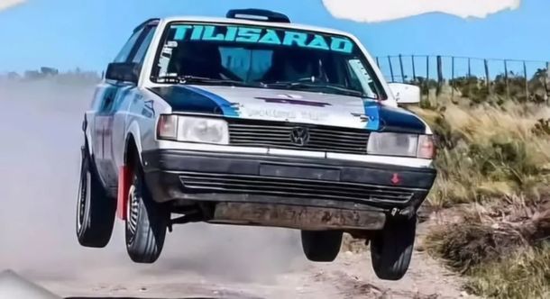 Conmoción en el rally: murió el piloto César Pérez tras chocar y quedar atrapado entre llamas