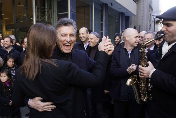 Macri bailó en la inauguración del microcentro verde