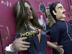 el chapo guzman y kate del castillo ya tienen sus pinatas el chapo guzman y kate del castillo ya tienen sus pinatas