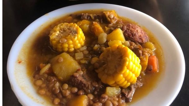 Este bodegón abre sus puertas de lunes a viernes. Este bodegón abre sus puertas de lunes a viernes.