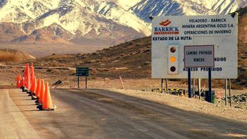 aranguren y unac exigieron a barrick una reingenieria completa en la mina veladero aranguren y unac exigieron a barrick una reingenieria completa en la mina veladero