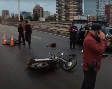 Choque fatal en General Paz y Cabildo: murió un motoquero