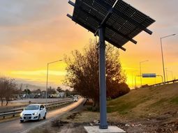 revolucion fotovoltaica en argentina: asi es la primera ruta iluminada 100% con energia solar revolucion fotovoltaica en argentina: asi es la primera ruta iluminada 100% con energia solar