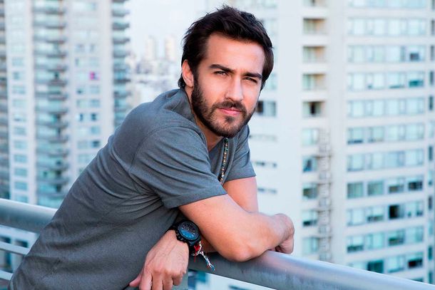 Nico Francella, en Radio 10: Hoy es normal que los padres naturalicen tener hijos gays