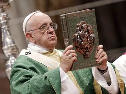 francisco defendio la familia como el amor entre el hombre y la mujer francisco defendio la familia como el amor entre el hombre y la mujer