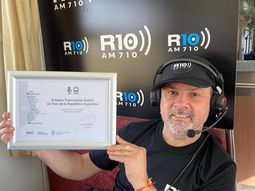 Radio 10 transmitió su programación desde el tren que va de Buenos Aires a Mar del Plata