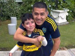 video: riquelme emociono a un pequeno hincha de boca que lucha contra una dura enfermedad video: riquelme emociono a un pequeno hincha de boca que lucha contra una dura enfermedad