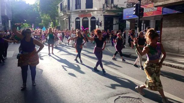 Miles de mujeres marcharon en todo el país por el 8M