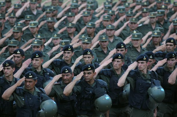 Desembarcan 1.590 efectivos para tareas de seguridad en el Conurbano