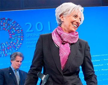 El FMI advierte que baja la perspectiva sobre la economía global