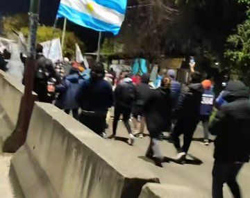 Fin de la tensión en el Puente La Noria: puesteros de La Salada levantaron el corte