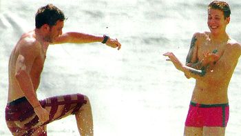 el destape de alexander caniggia y sus vacaciones gay friendly el destape de alexander caniggia y sus vacaciones gay friendly