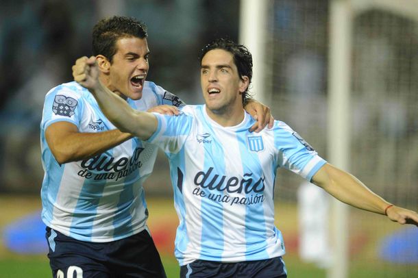 Racing goleó en el primer clásico desde el descenso de Independiente