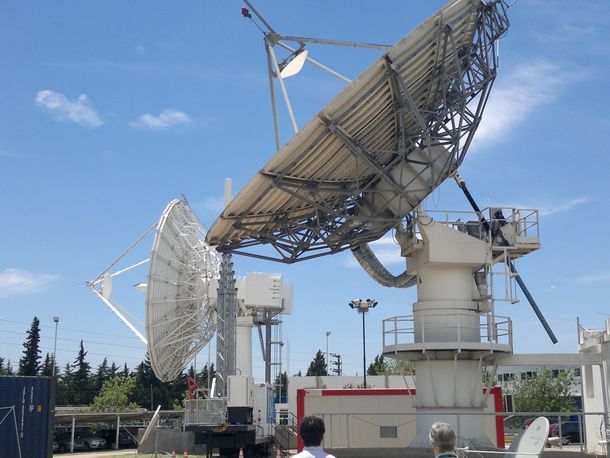 De Vido recorrerá las instalaciones terrenas de ARSAT junto a intendentes