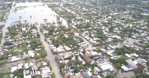 Chaco 2 muertos por las inundaciones y el agua que no afloja