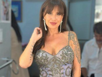 Florencia Peña sigue marcando tendencia en las playas de México.