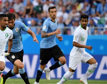 Uruguay derrotó a Arabia con gol de Luis Suárez y sacó pasaje a octavos de final