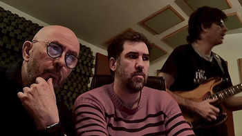 La última foto de Indio Solari en su estudio de grabación privado