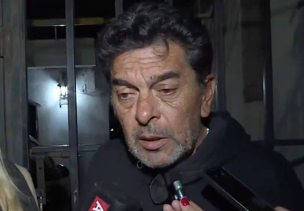 El abuelo de Agostina Vega se reunió con Martín Llaryora
