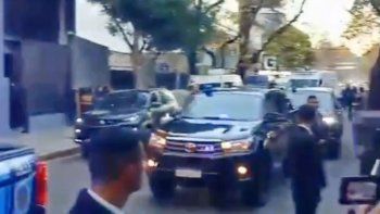 Operativo en Neura por una entrevista de Javier Milei. Operativo en Neura por una entrevista de Javier Milei.