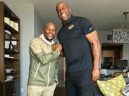 Mayweather habló de comprar un club de la NBA Mayweather habló de comprar un club de la NBA