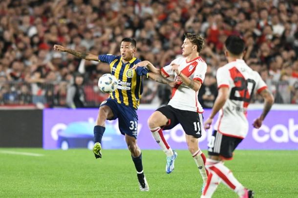 River le ganó 2-1 a Rosario Central y puso un pie en cuartos de final de la Copa de la Liga
