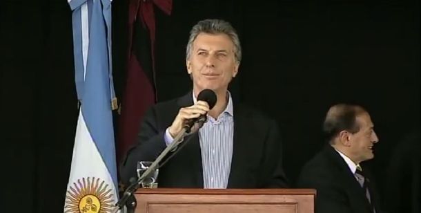 Mientras Cristina le hablaba a la militancia, Macri encabezó un acto junto a Urtubey en Salta
