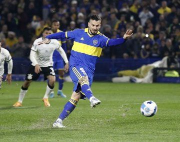 Así vivieron los hinchas de Boca en la cancha el penal errado por Benedetto