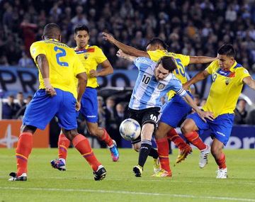 Argentina visita a Ecuador para buscar el pasaje al Mundial