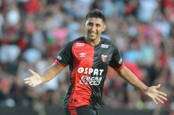 Luego de la derrota en el clásico, Alan Ruiz se quiere ir de Colón