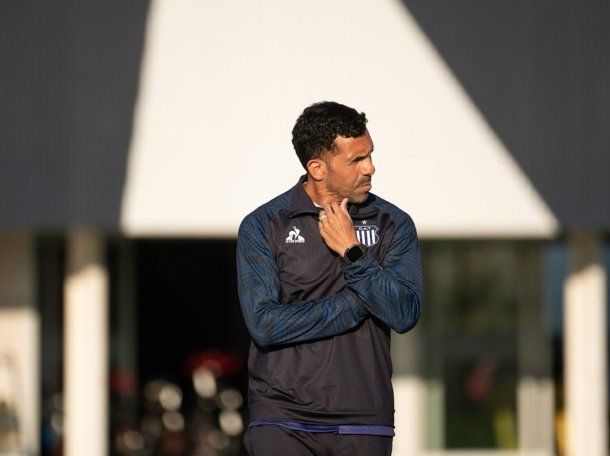Sorpresa: Carlos Tevez suma a un ex Boca a su cuerpo técnico en Talleres