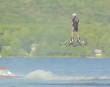 Así voló un hombre sobre un lago