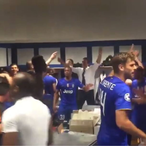 ¿Y Tevez? Como en el partido, tampoco se lo vio en los festejos de la Juve