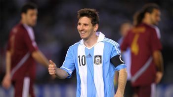 messi trabaja duro para poder jugar con la seleccion argentina messi trabaja duro para poder jugar con la seleccion argentina