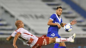 Vélez juega contra Huracán Vélez juega contra Huracán