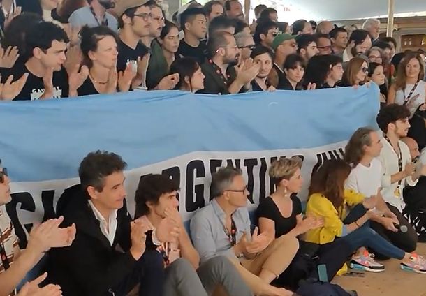 Banderazo en defensa del cine argentino en el Festival de Cannes: Ataque ideológico