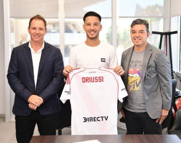 Volvió a casa: River presentó oficialmente a Sebastián Driussi