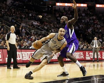 Vital aporte de Ginóbili para el ajustado triunfo de los Spurs