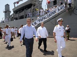 la fragata libertad llego al puerto de veracruz la fragata libertad llego al puerto de veracruz
