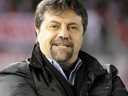caruso lombardi le gano un juicio millonario a newell´s: ¿cuanto deberan pagarle? caruso lombardi le gano un juicio millonario a newell´s: ¿cuanto deberan pagarle?