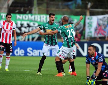 Chicago y Unión igualaron en Mataderos