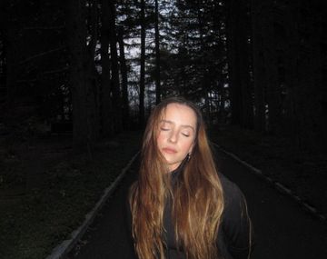 Evaluna sorprendió y presentó su nuevo single Rollitos de papel