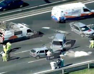 Tres autos chocaron en Panamericana