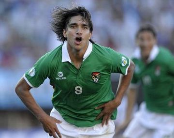 Perfume de mujer: la insólita confesión de un futbolista boliviano