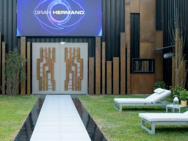 Intentaron meterse en la casa de Gran Hermano y los frenó la Policía: el video