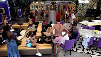 gran hermano: el momento en el que daniela se entera de la muerte de su padre gran hermano: el momento en el que daniela se entera de la muerte de su padre