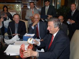 Kichner_con_Garraham_Zavattaro_3