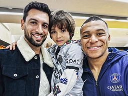 la inedita reaccion de mbappe sobre messi tras haber perdido la final del mundial: el hijo de p... este la inedita reaccion de mbappe sobre messi tras haber perdido la final del mundial: el hijo de p... este