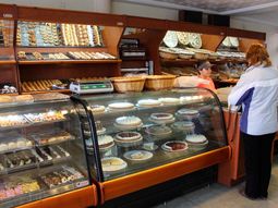 panaderos denuncian fuerte suba de la harina por perspectivas de devaluacion panaderos denuncian fuerte suba de la harina por perspectivas de devaluacion